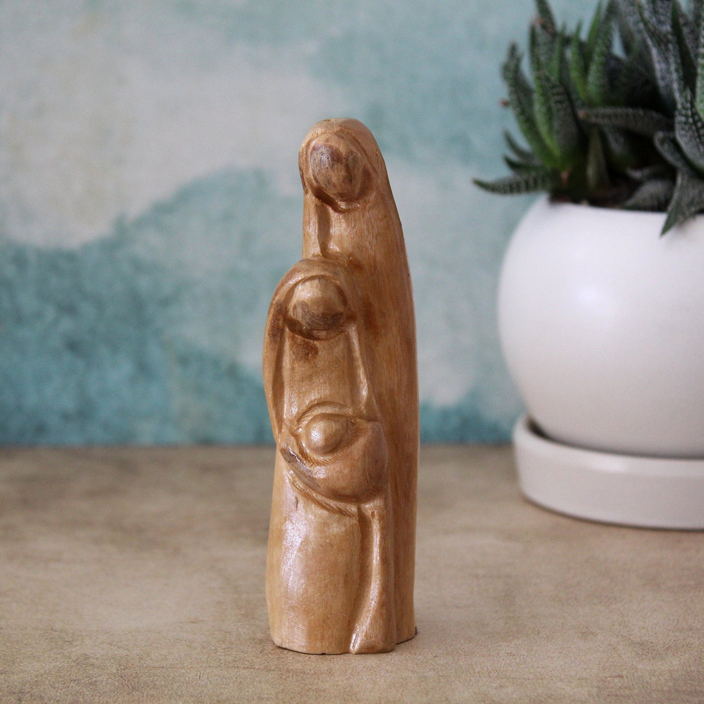 Olive Wood Sculpture of the Holy Family, Hand Carved Faceless Wooden Sculpture of Anna, Maria and Jesus. A Religious Home Décor Statue