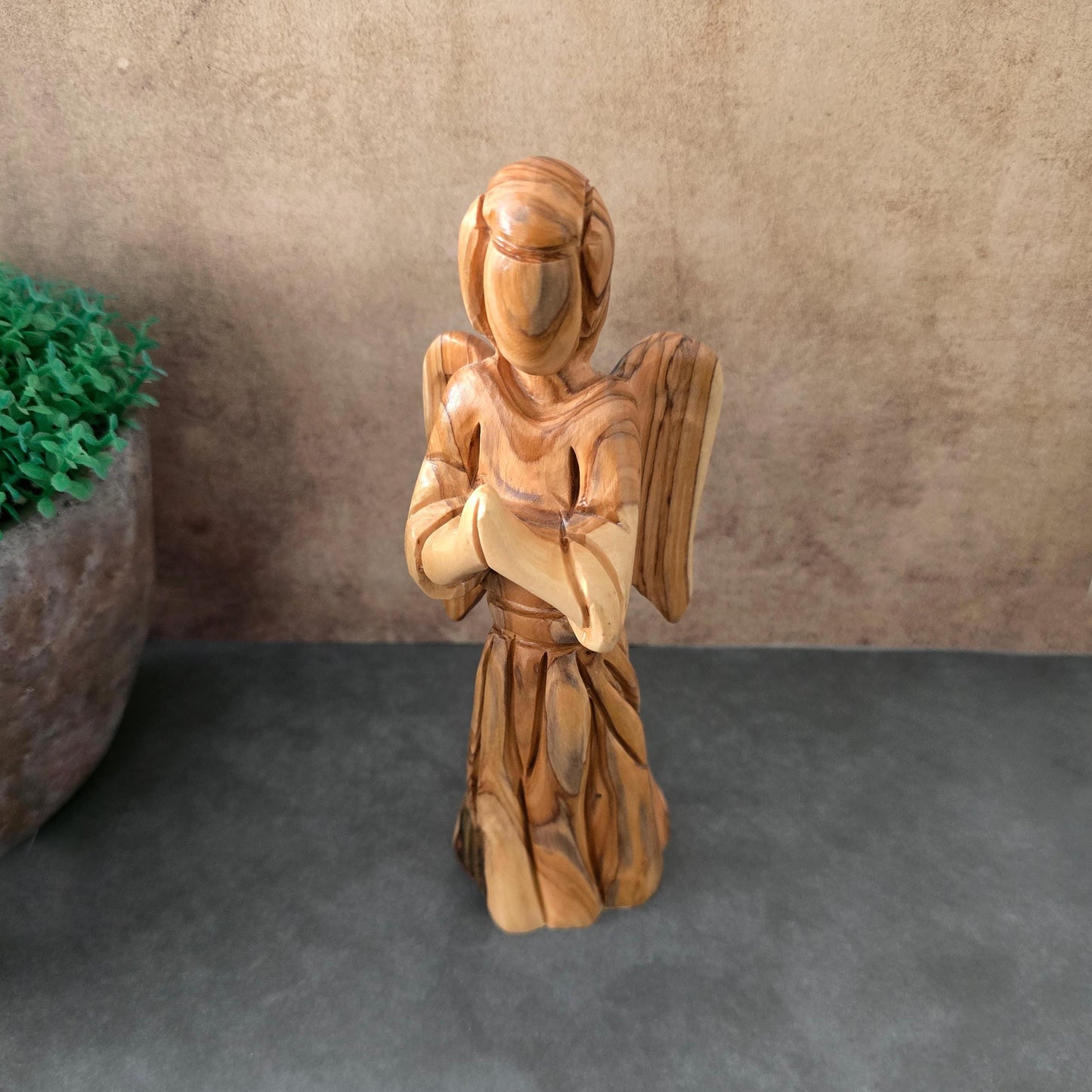 Handmade Olive Wood of a Faceless Praying Angel, Handmade Wooden Statue Made in Holy Land, Catholic Christmas Handheld Angel for protection