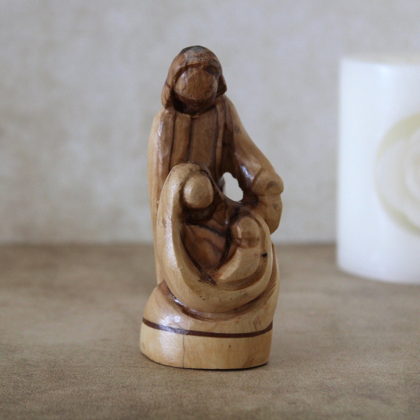 Olive Wood Statue of the Holy Family, Joseph, Virgin Mary & Jesus, Ideal for Housewarmings, New Homes, Home Decor, and a Religious Gift