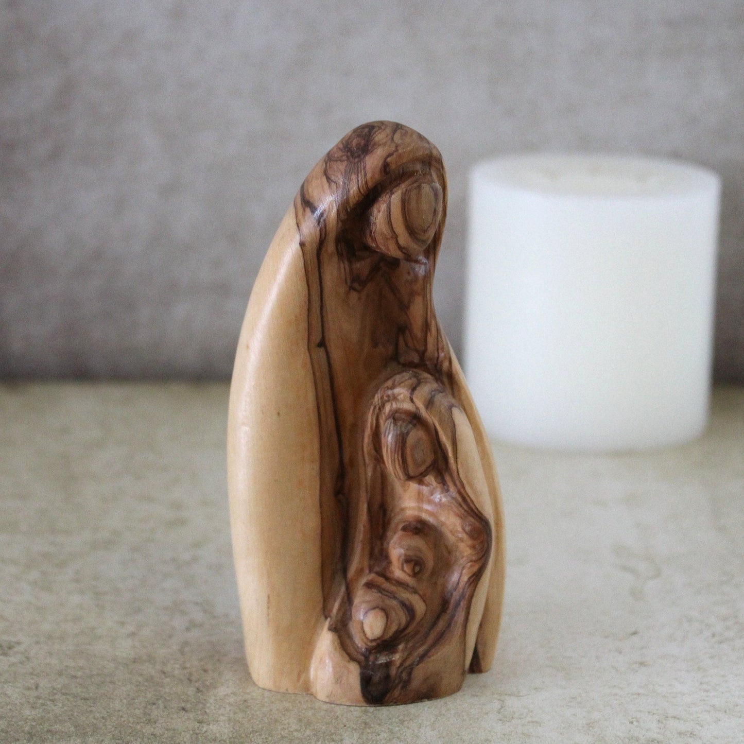 Olive Wood Sculpture of the Holy Family, Hand Carved Faceless Wooden Sculpture of Anna, Maria and Jesus. A Religious Home Décor Statue