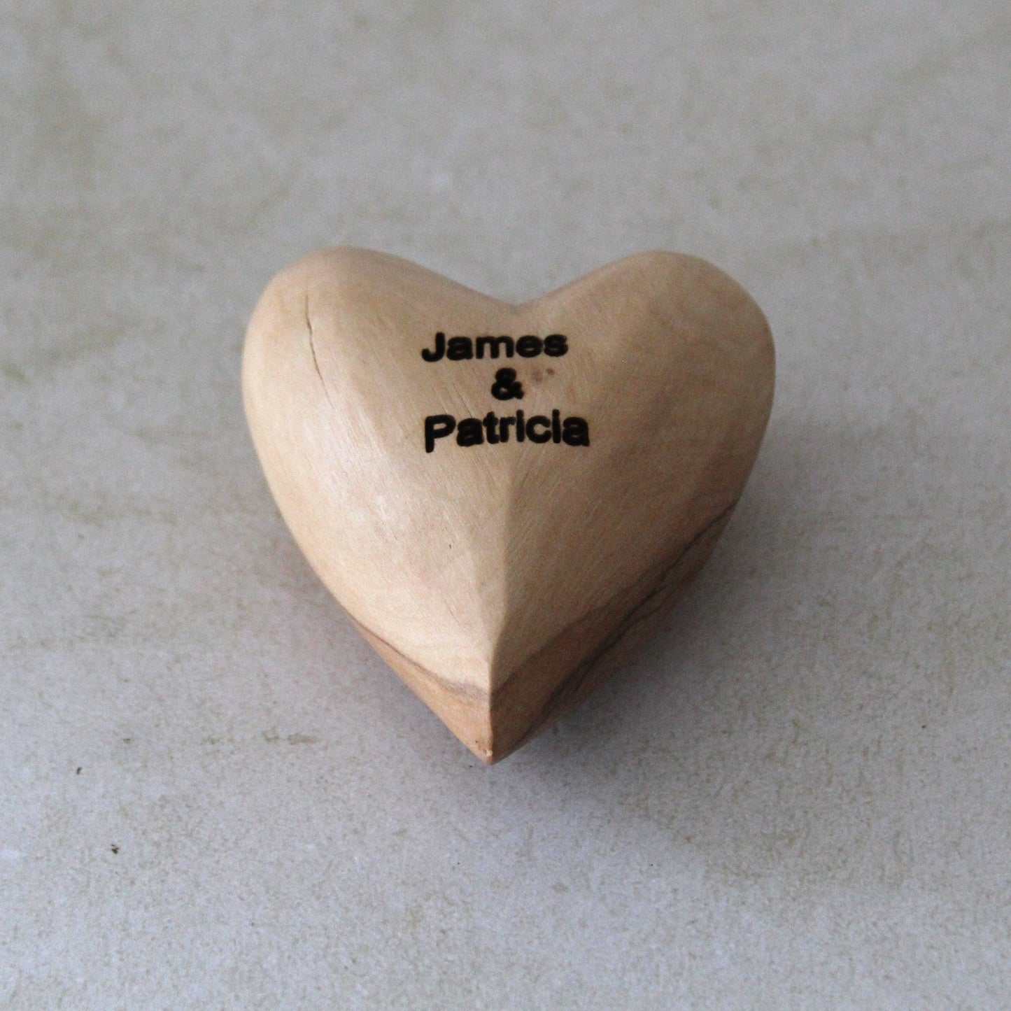 Personalized 3D Wooden Love Heart Table Decorations, Olive Wood heart shape gift, engagement, Wedding, valentines gift, wife Love