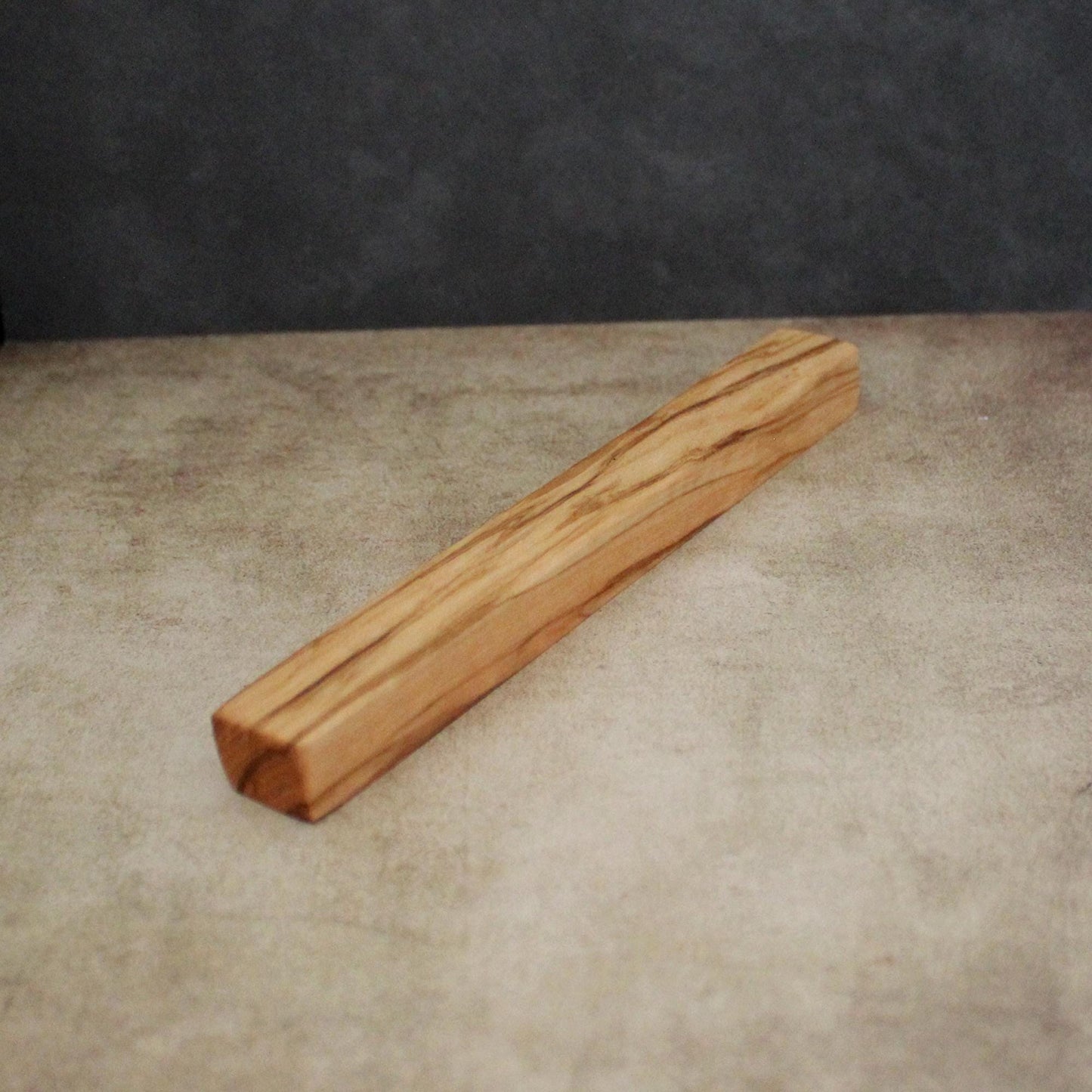 17cm / 6.69" Plain Olive Wood Mezuzah Case from Israel, Gift for Jewish Housewarming. Suitable for Scroll Size Up to 15cm / 5.9" Jewish Gift