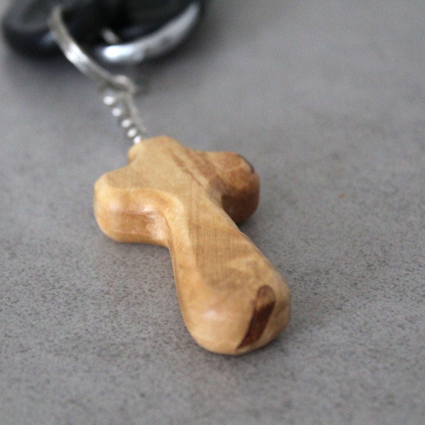 Two Christian Comfort Cross Keychain, Handmade Olive Wood Keychain Made in Jerusalem Holyland, Wooden Cross Keychain Gift, Religious gift