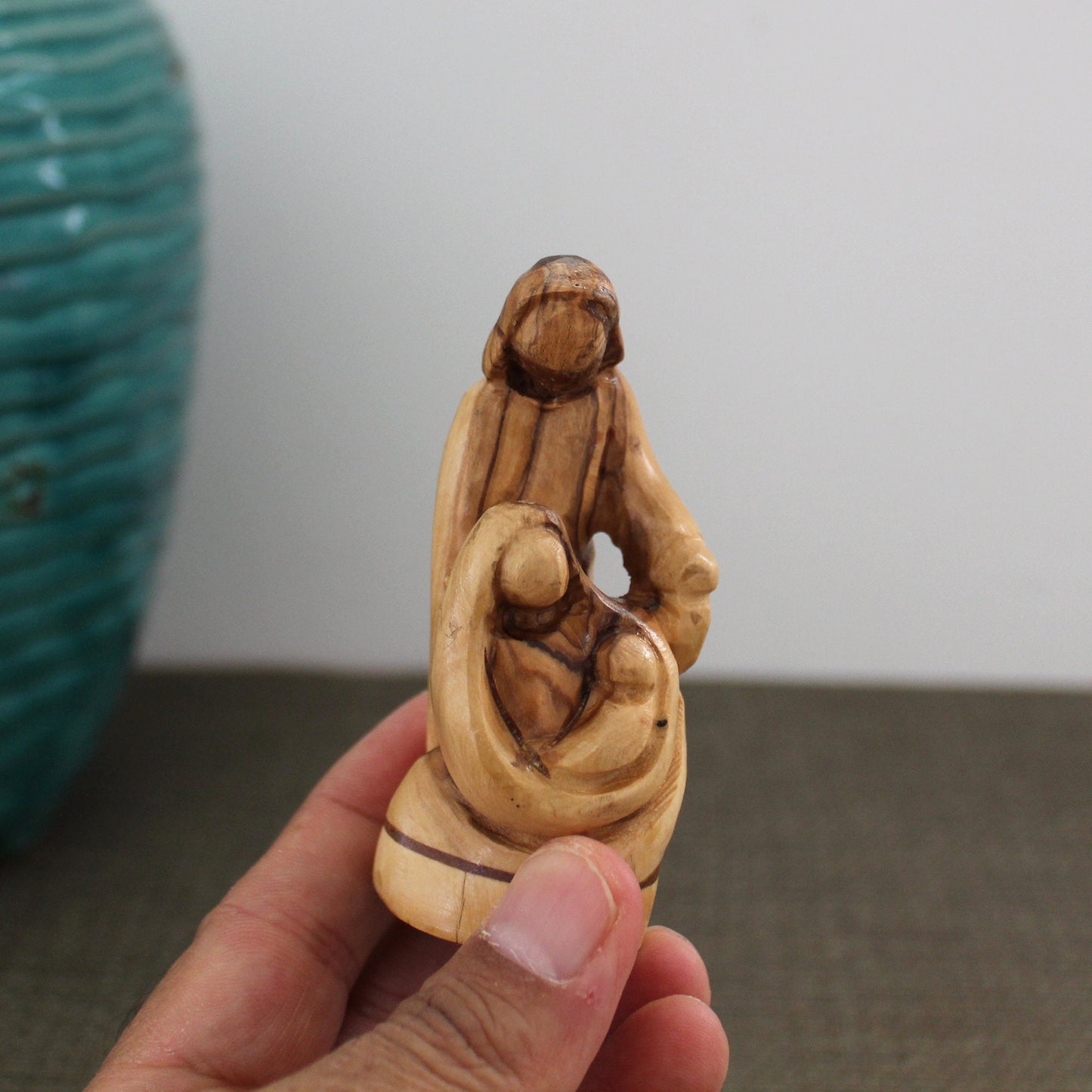 Olive Wood Statue of the Holy Family, Joseph, Virgin Mary & Jesus, Ideal for Housewarmings, New Homes, Home Decor, and a Religious Gift