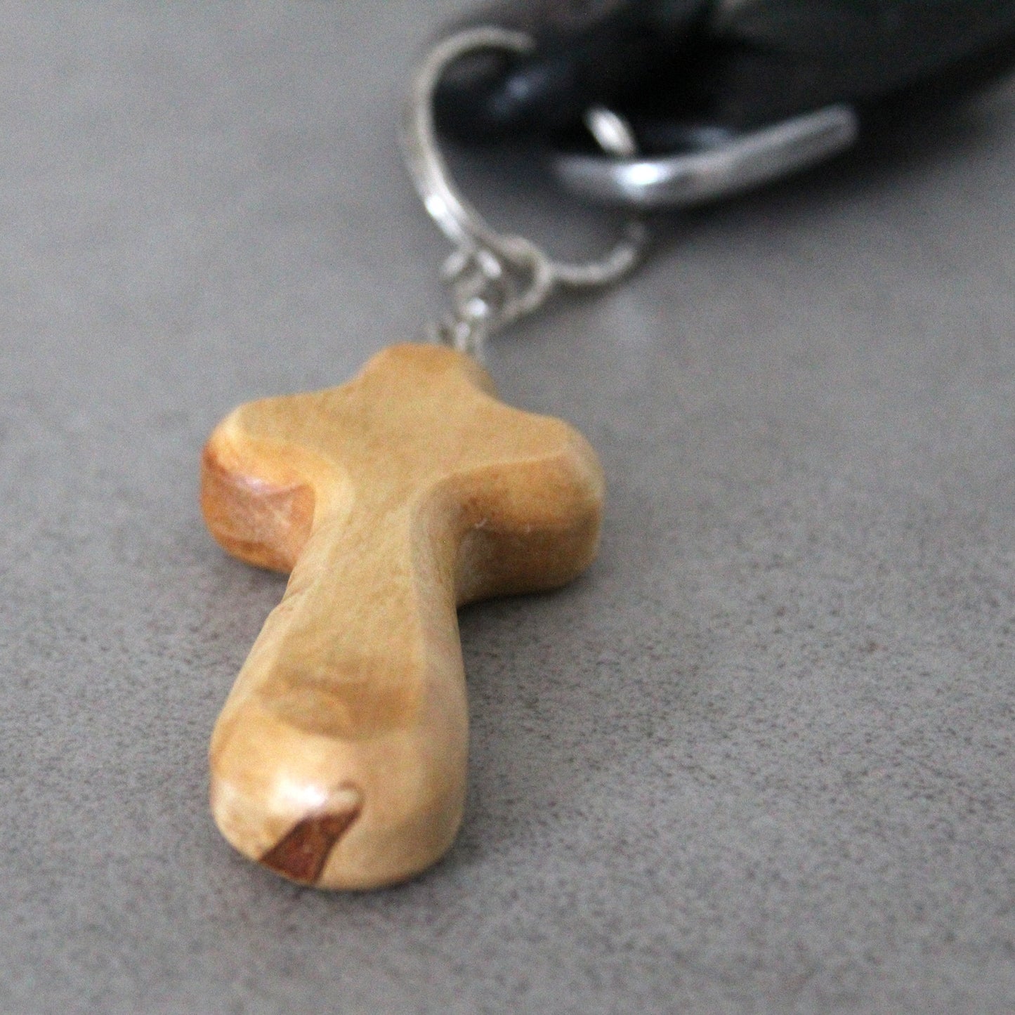 Two Christian Comfort Cross Keychain, Handmade Olive Wood Keychain Made in Jerusalem Holyland, Wooden Cross Keychain Gift, Religious gift