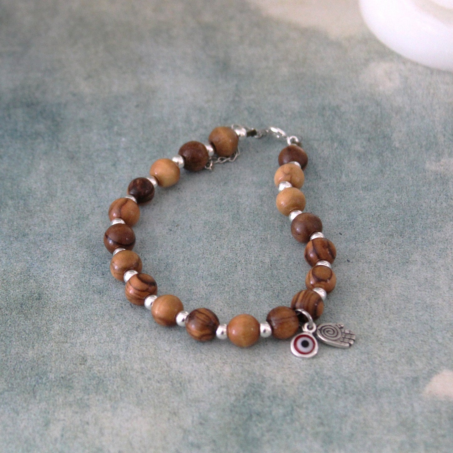 Israeli Bracelet: Dainty Red Evil Eye & Hamsa Bracelet for Yoga and Protection, Gifted Jewelry, Ward off Negativity with Unique Beads Anklet