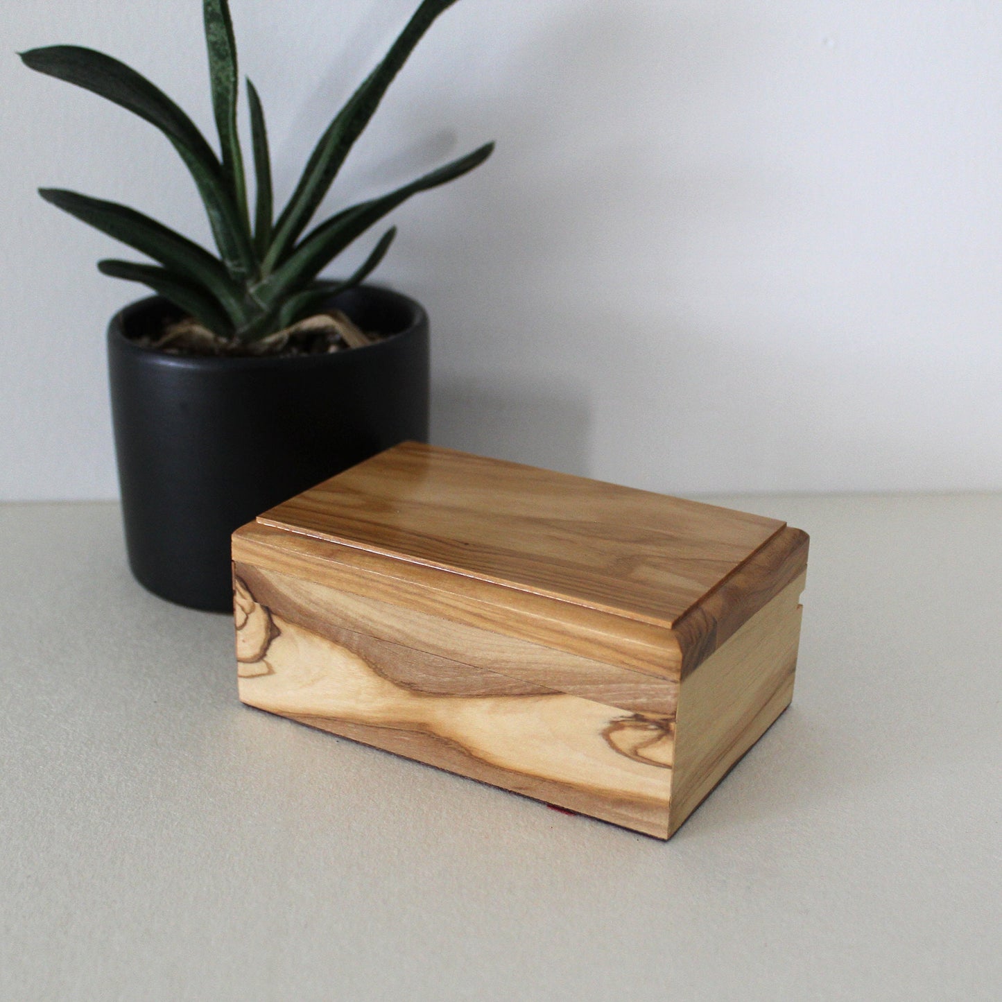 Small Olive Wood Jewelry Box, Handmade Jewelry Box, Wooden Gift Box Hand carved in The Holy Land Jerusalem, Wedding Gift, Housewarming Gift