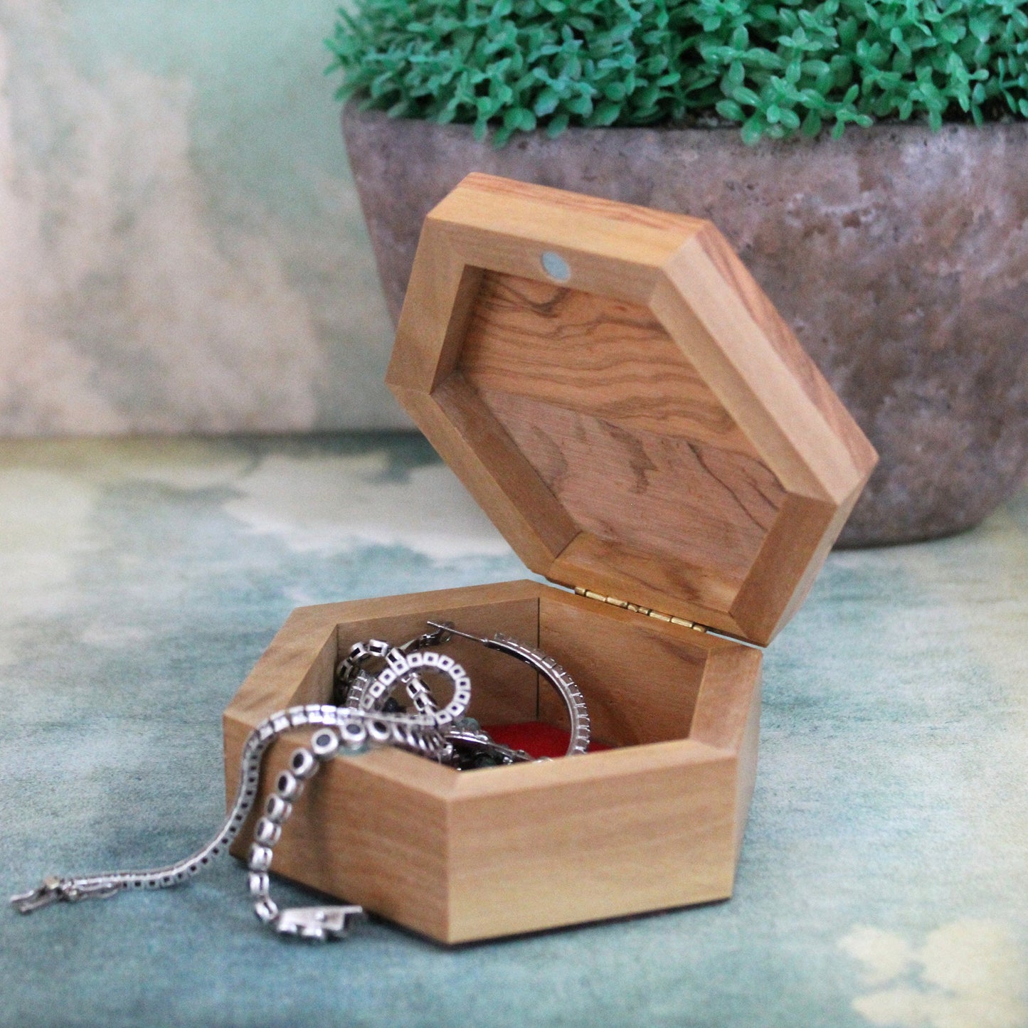 Small Olive Wood Jewelry Box, Handmade Jewelry Box, Wooden Gift Box Hand carved in The Holy Land Jerusalem, Wedding Gift, Housewarming Gift