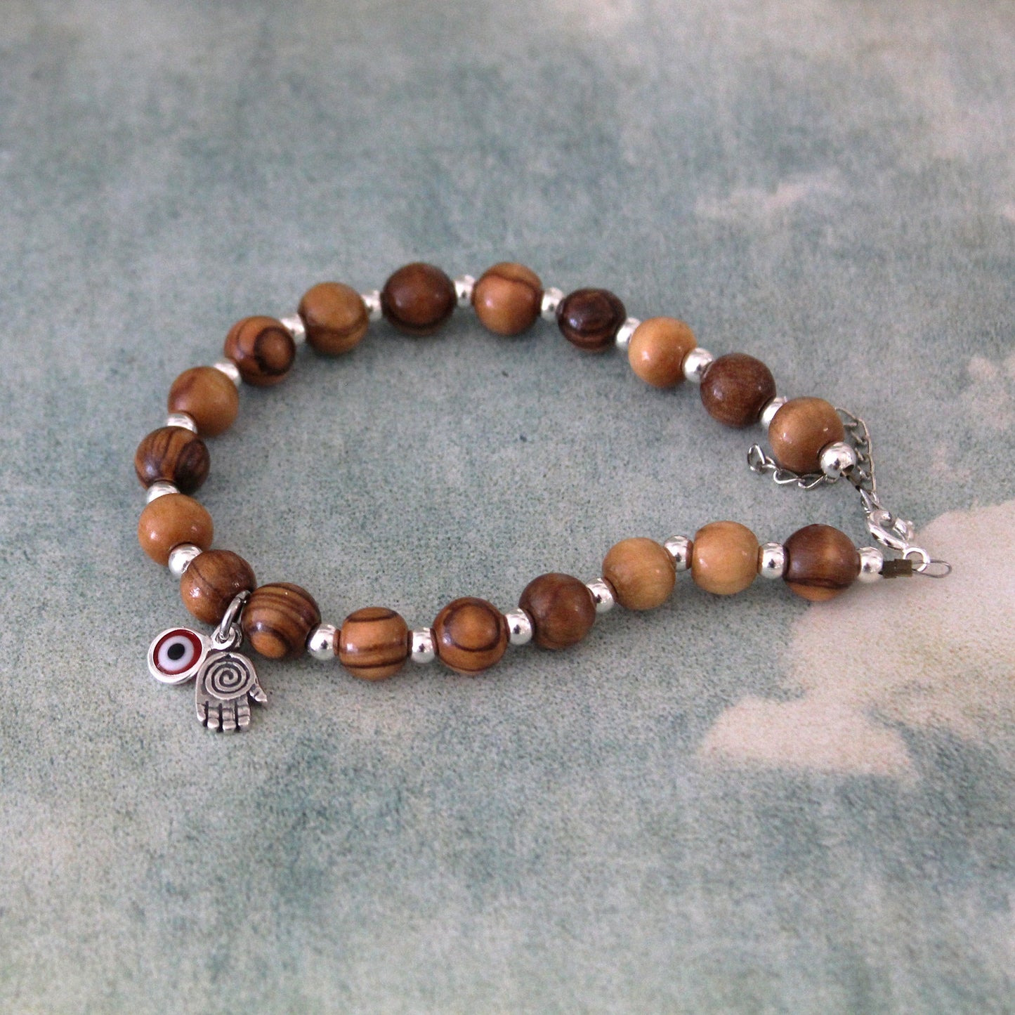 Israeli Bracelet: Dainty Red Evil Eye & Hamsa Bracelet for Yoga and Protection, Gifted Jewelry, Ward off Negativity with Unique Beads Anklet