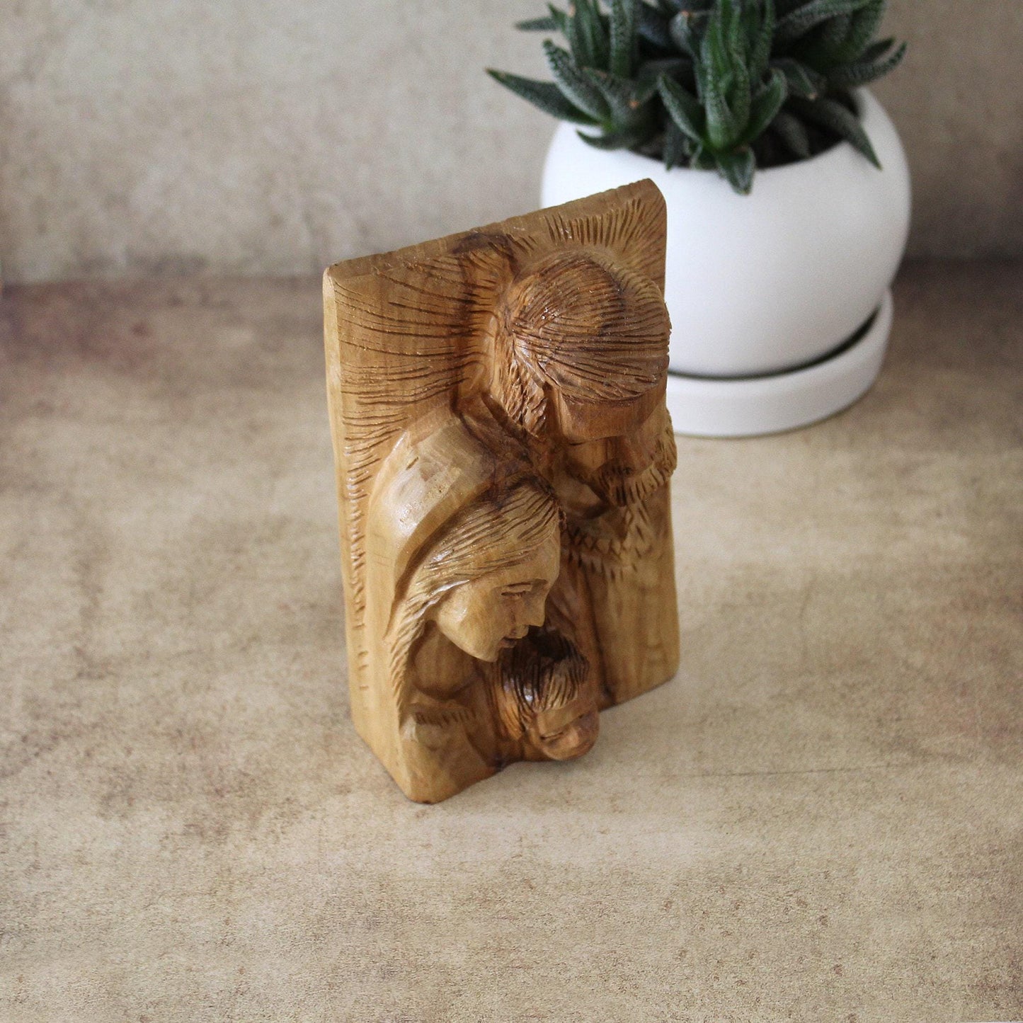 Perfect Religious Gift, Olive Wood Sculpture of the Holy Family, Josef, Virgin Mary & Jesus, Housewarming Gift, New Home Gift And Home Decor
