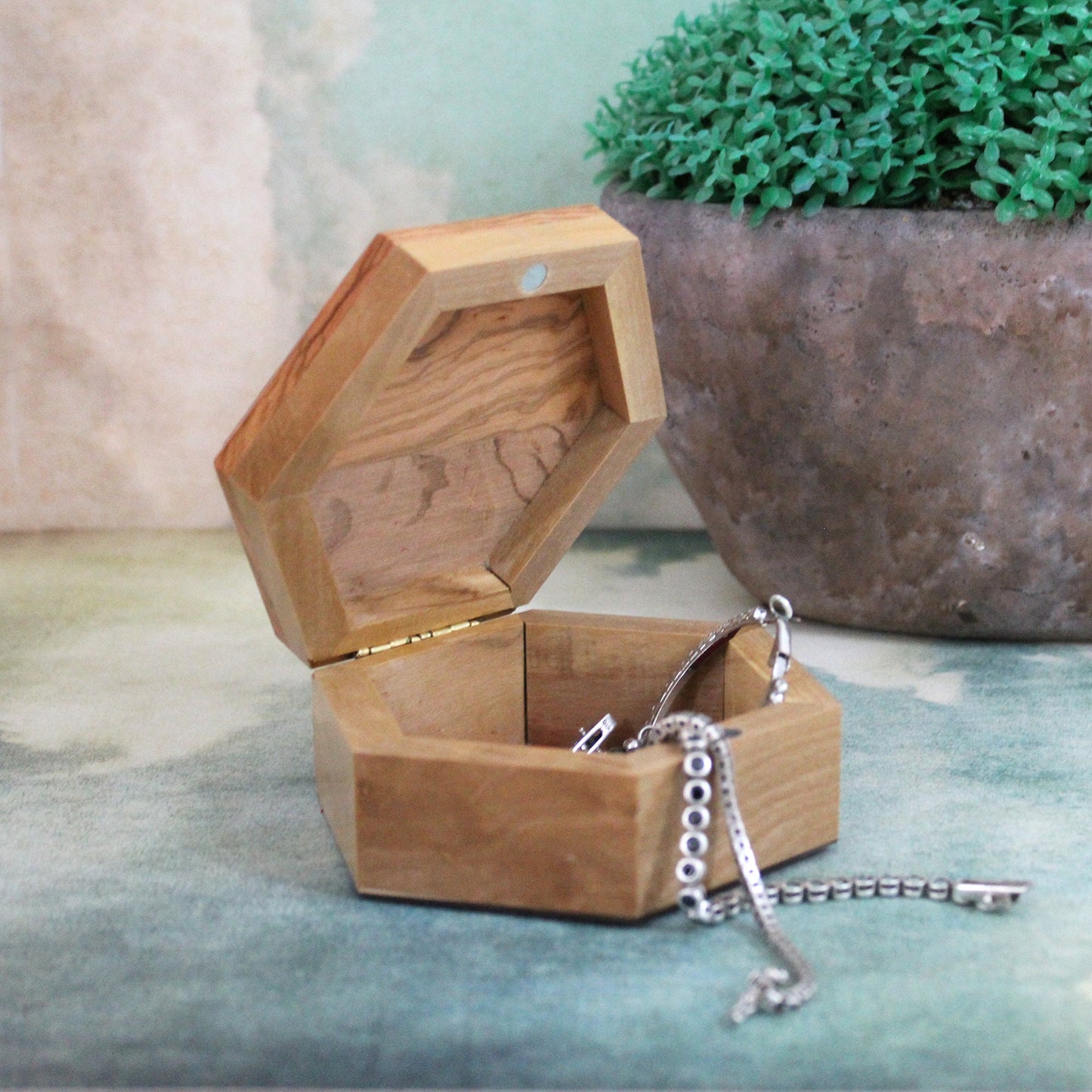 Small Olive Wood Jewelry Box, Handmade Jewelry Box, Wooden Gift Box Hand carved in The Holy Land Jerusalem, Wedding Gift, Housewarming Gift