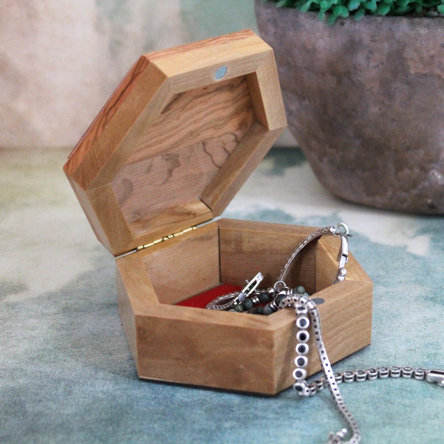 Small Olive Wood Jewelry Box, Handmade Jewelry Box, Wooden Gift Box Hand carved in The Holy Land Jerusalem, Wedding Gift, Housewarming Gift